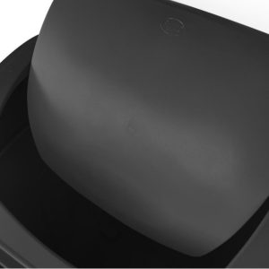 bote de basura negro